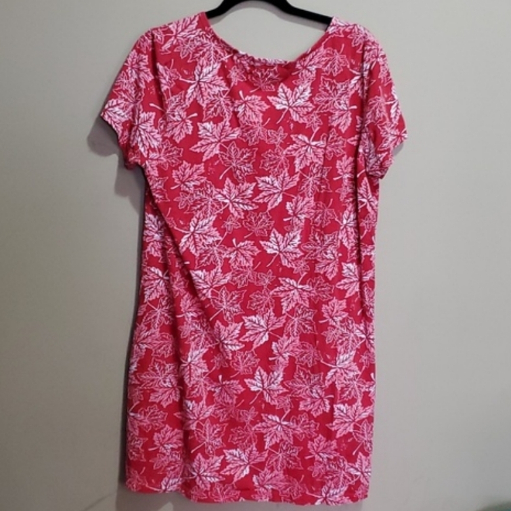 Red and White Floral Dress Size Large
